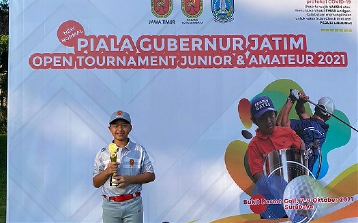Siswa SD Islam Juara Turnament Golf