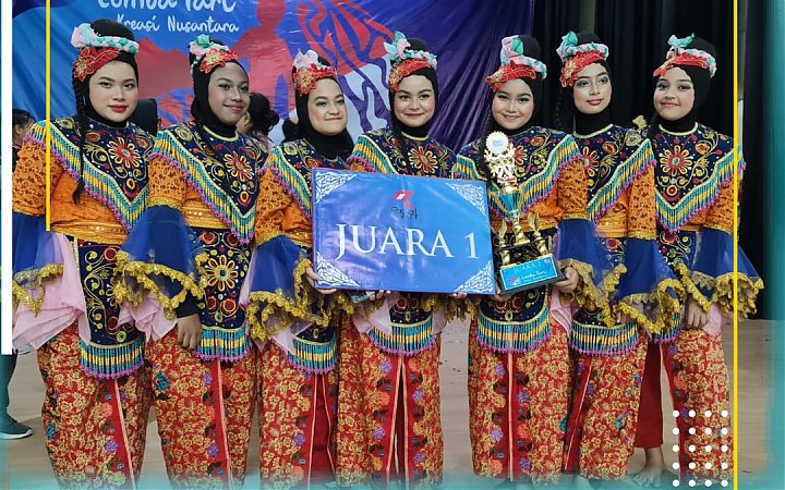 JUARA 1 LOMBA TARI KREASI