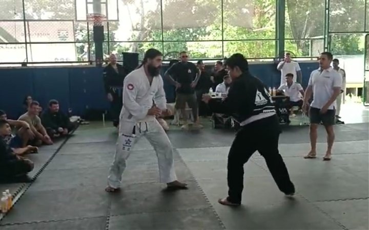 Hebat! Siswa Al Azhar Kelapa Gading ikuti Lomba Bali Open International 2023 Jiu Jitsu Competition